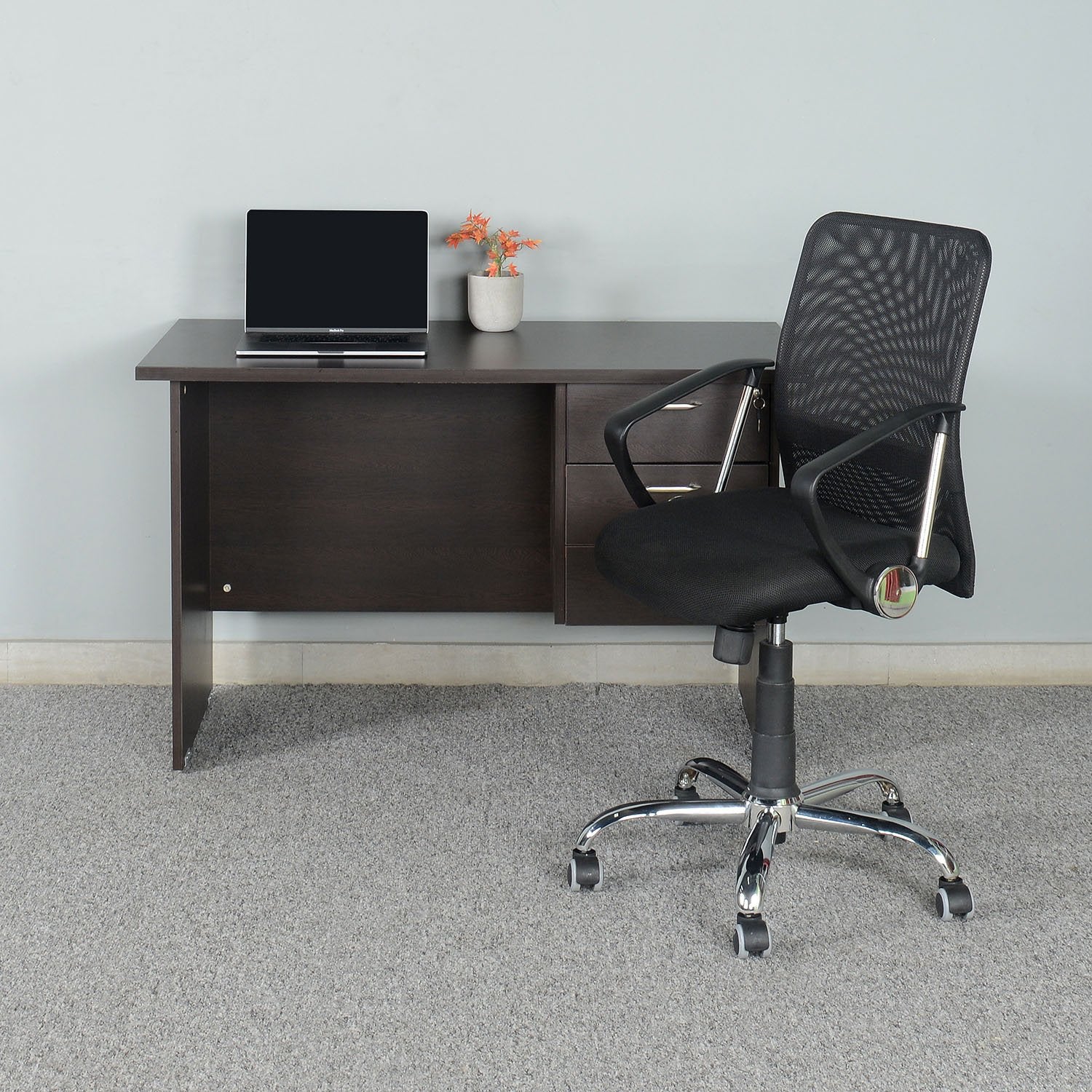 Nilkamal Xeon Mid Back Mesh Office Chair | HOMEGENIC.