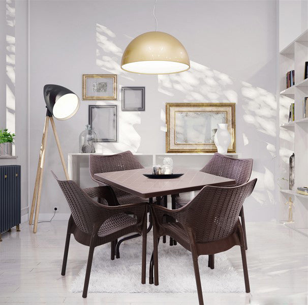 Dining Sets.